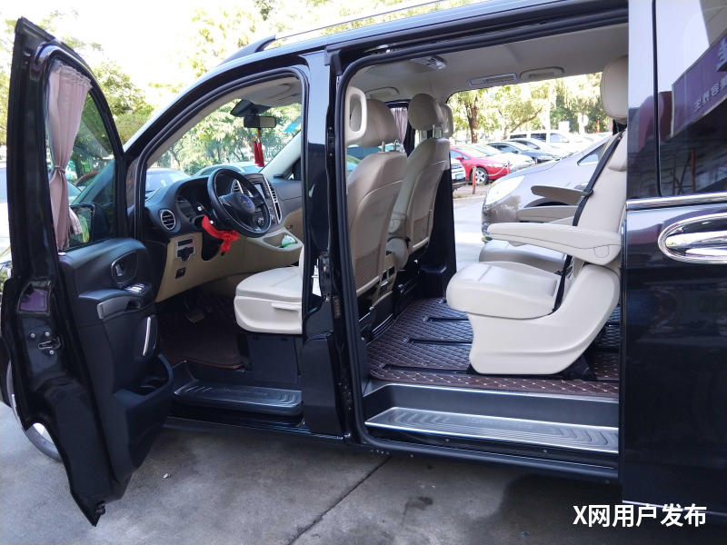 佛山租车:岚图梦想家/腾势D9/幻影/15-60座大巴 佛山租车:岚图梦想家/腾势D9/幻影/15-60座大巴
